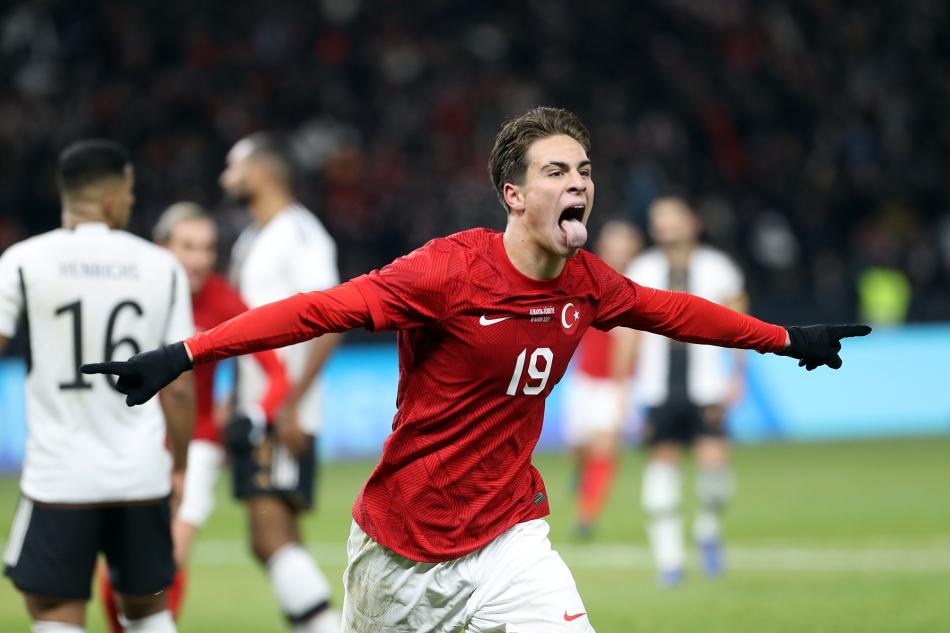 KENAN YILDIZ OK FORMDA