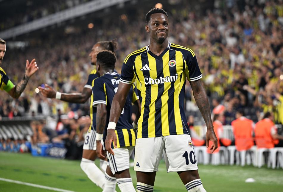 FENERBAHE'YE KONSANTRE