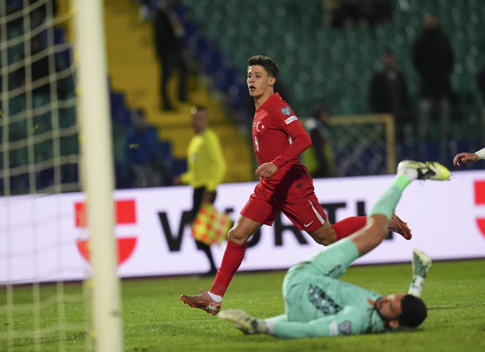 ARDA G�LER'�N PERFORMANSI