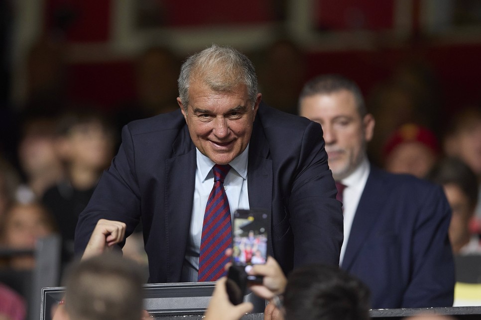 LAPORTA'DAN FLA AIKLAMALAR