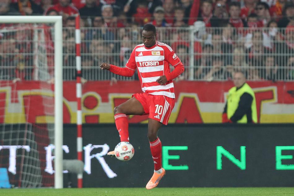 ILYAS ANSAH: 6 MA�, 4 GOL