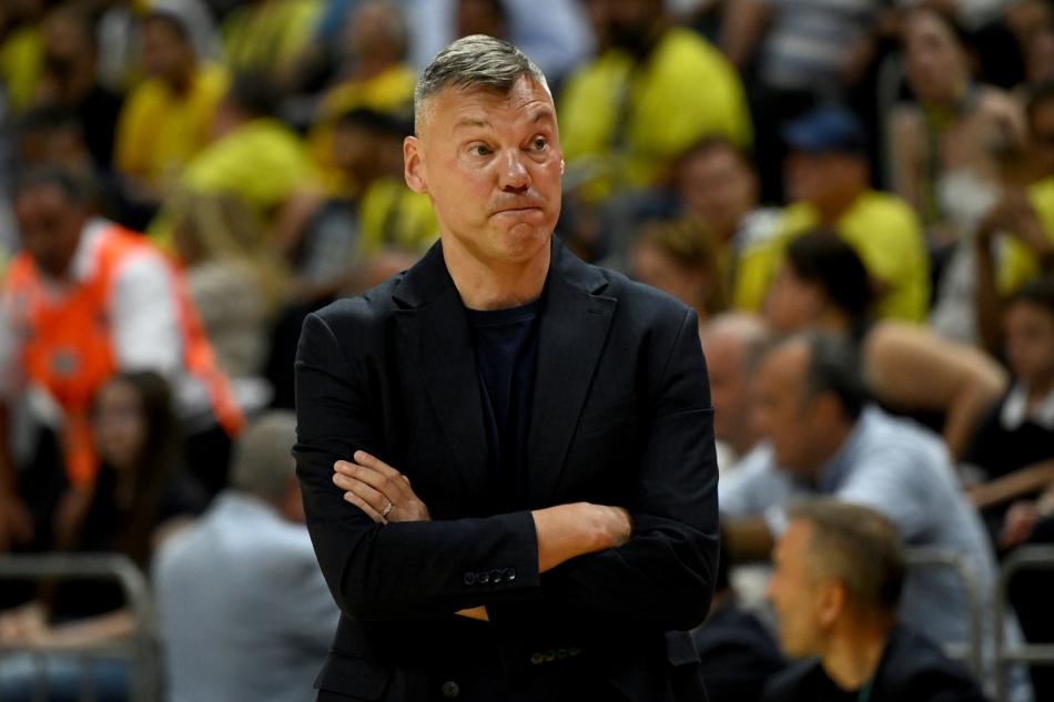 SARUNAS JASIKEVICIUS ���N A�IKLAMA