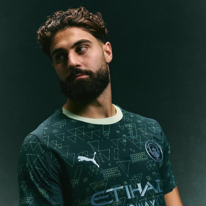 MANCHESTER CITY (4. FORMA)