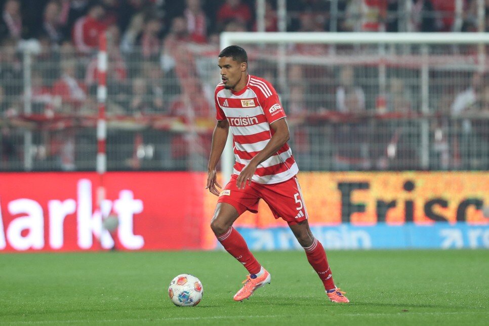 DANILHO DOEKHI