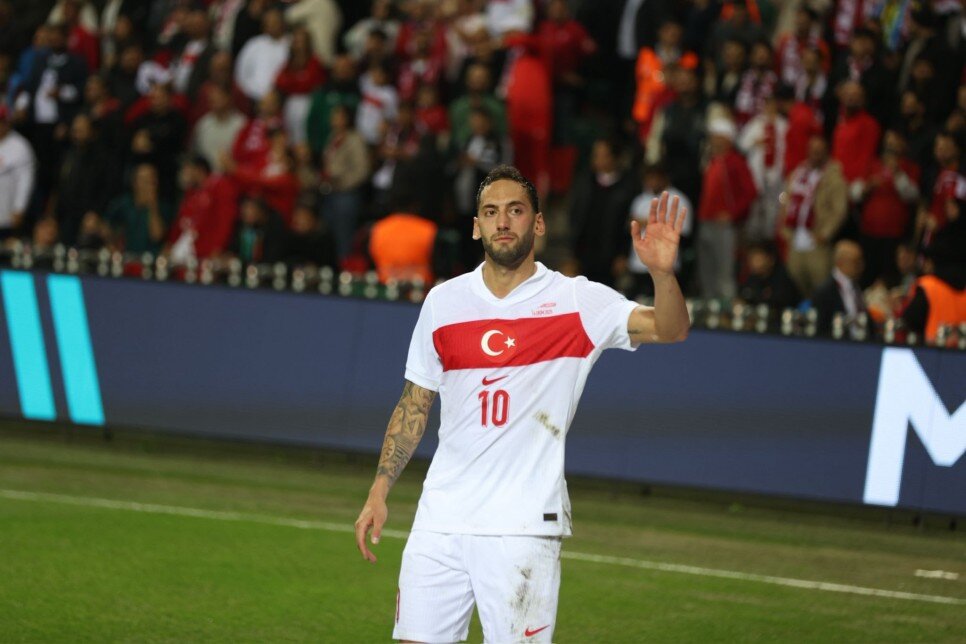 HAKAN �ALHANO�LU