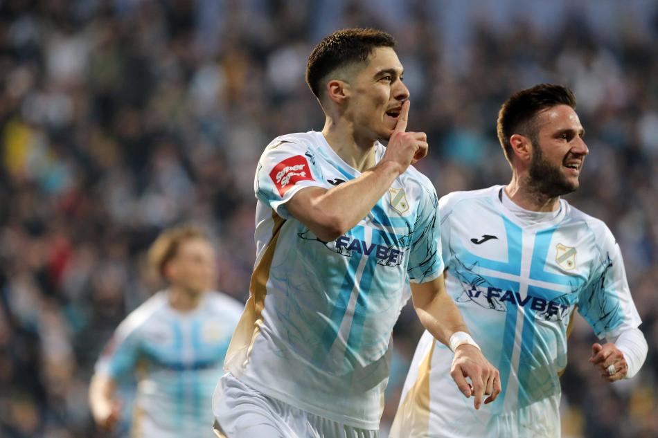 SPORTF DREKTR AIKLADI