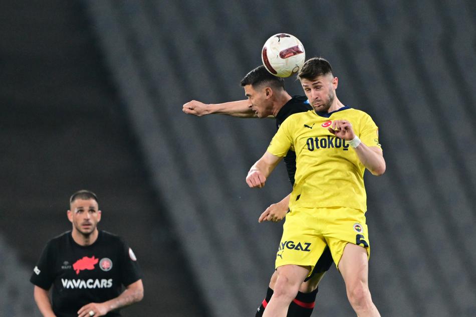 FENERBAH�E-KARAG�MR�K: 10 ��FRE