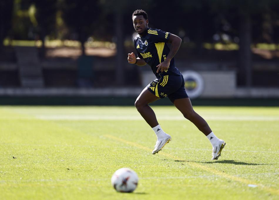 JHON DURAN, TAKIMLA ALITI