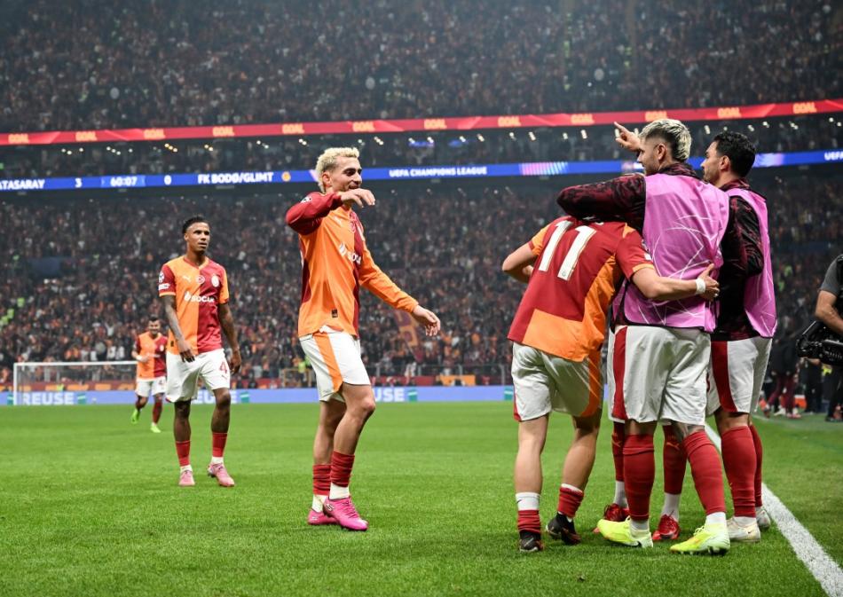 GALATASARAY'A DEV GELR