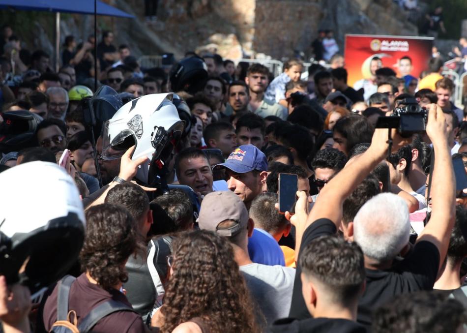 TOPRAK'A COKULU KARILAMA