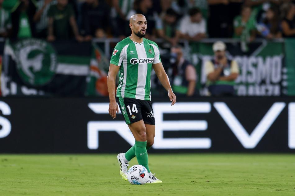 ÇALIŞMALAR BAŞLADI
İspanyol ekibi, transferinden sonra sergilediği performansla dikkat çeken Faslı orta saha oyuncusunun bonservisini almak istiyor. Fichajes'te yer alan habere göre, Real Betis, Amrabat'ın bonservisi için şimdiden çalışmalara başladı.