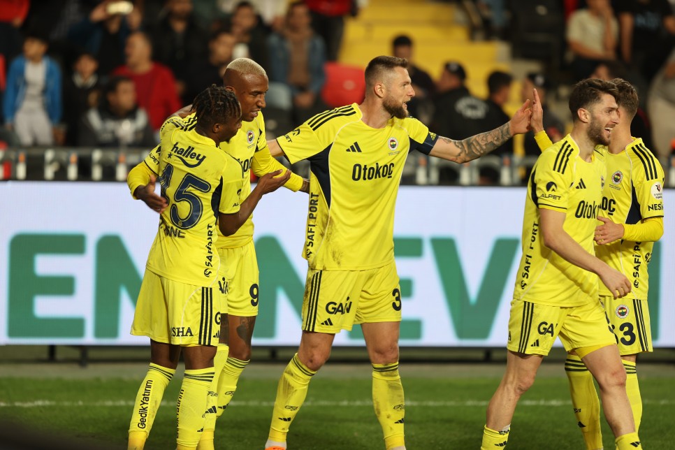 RIDVAN DLMEN'DEN DEERLENDRME