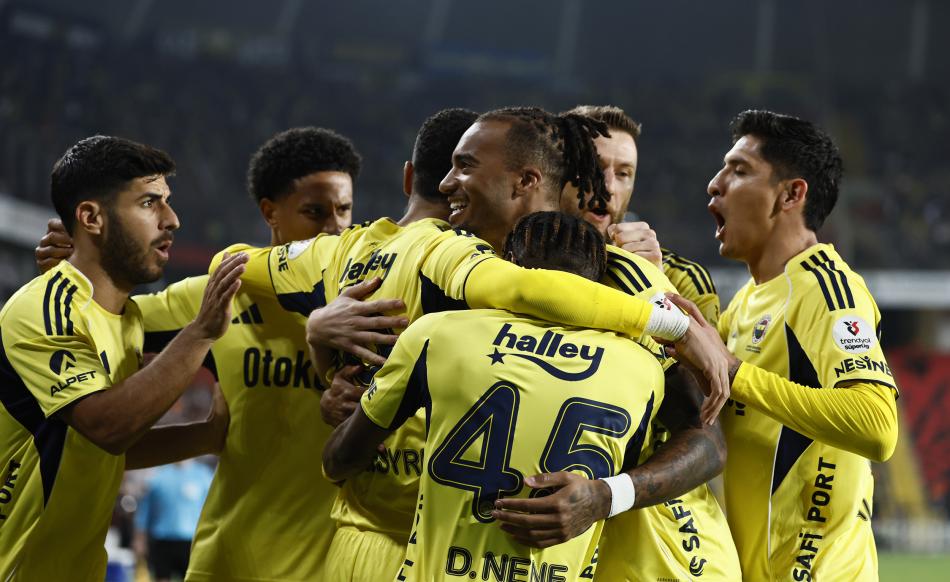 Y�KSEL���N PERDE ARKASI