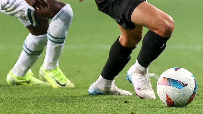 15 ADAY AIKLANDI: 1 TRK VAR