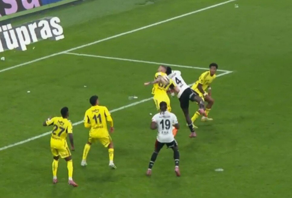 BE��KTA�'IN PENALTI BEKLENT�S�