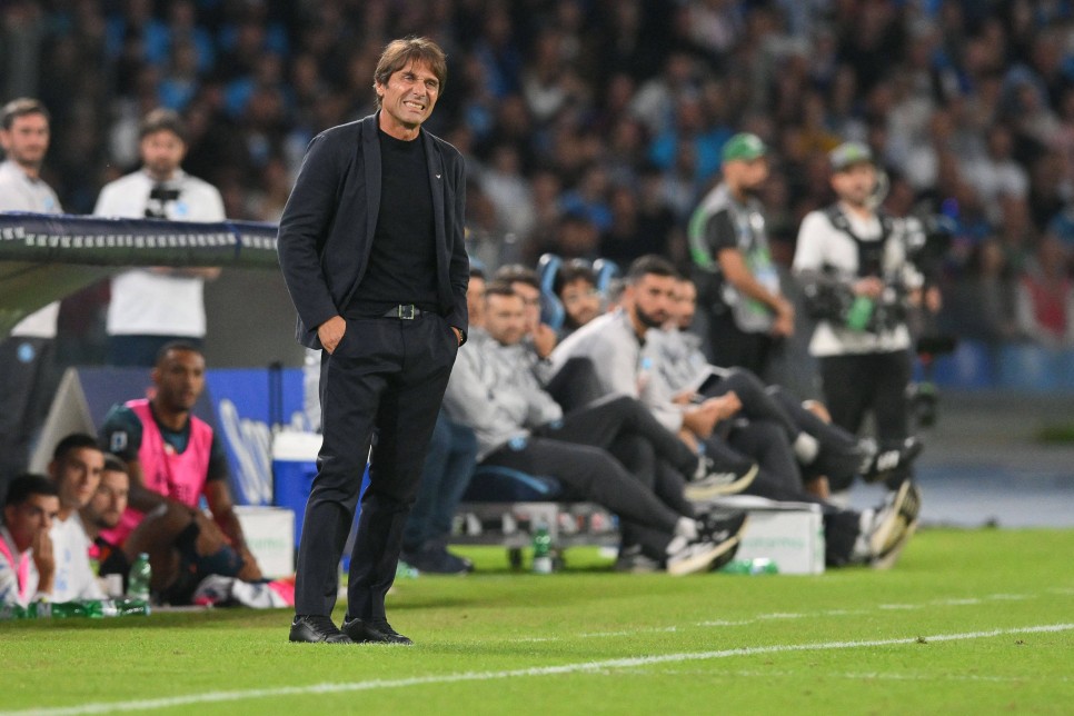 ANTONIO CONTE'NN SZLER