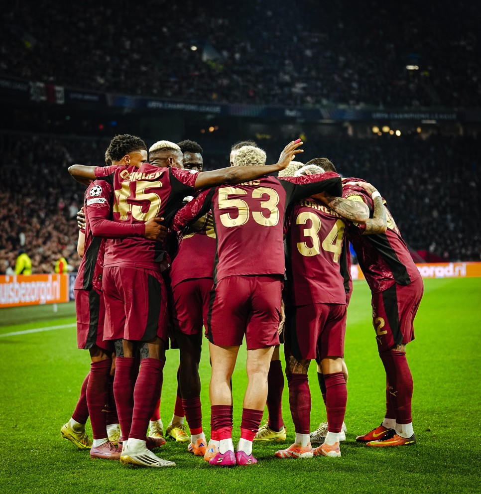 GALATASARAY'A DEV GELR!