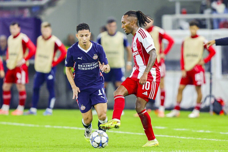 OLYMPIAKOS: %0.1