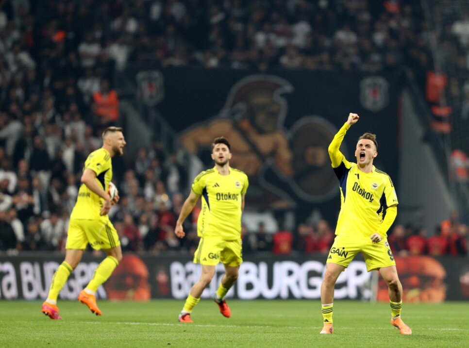 FENERBAH�E BIRAKMIYOR