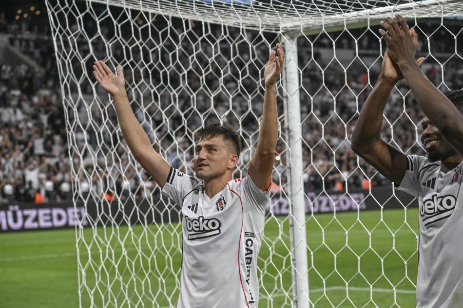 LK YARIDA OYUNDAN IKTI