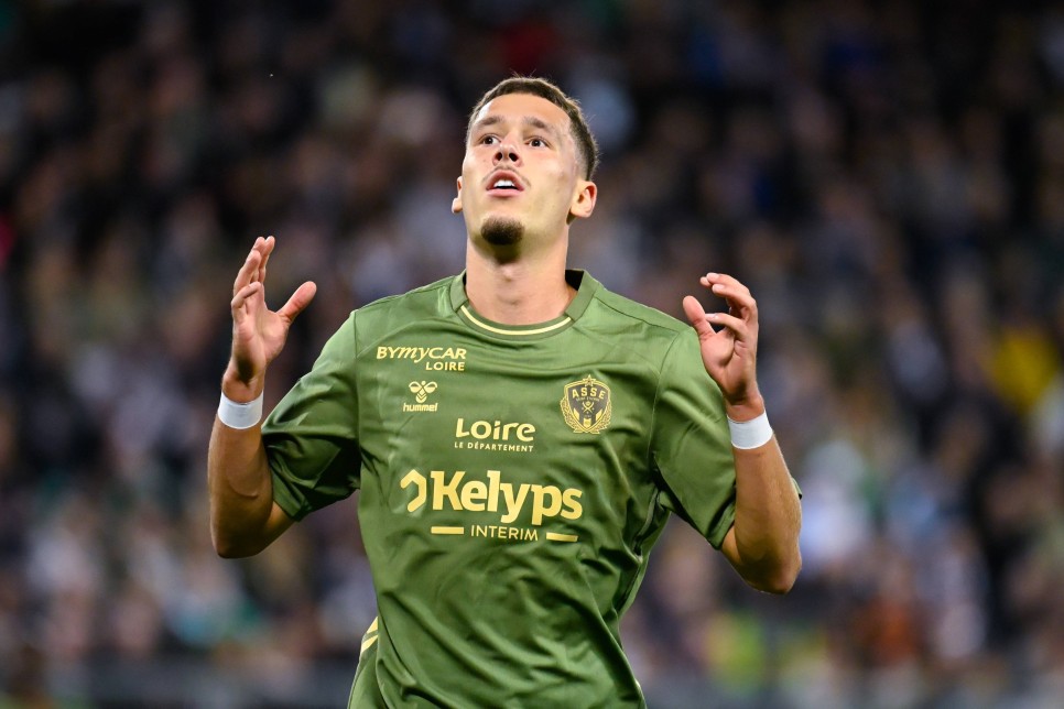 AVRUPA DEVLER� PE��NDE