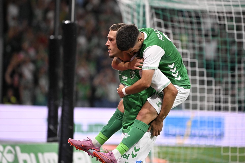 FENERBAH�E'N�N �NCEL�KL� HEDEF�