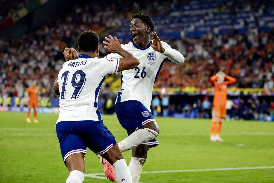 AYRILMAYI KAFASINA KOYDU