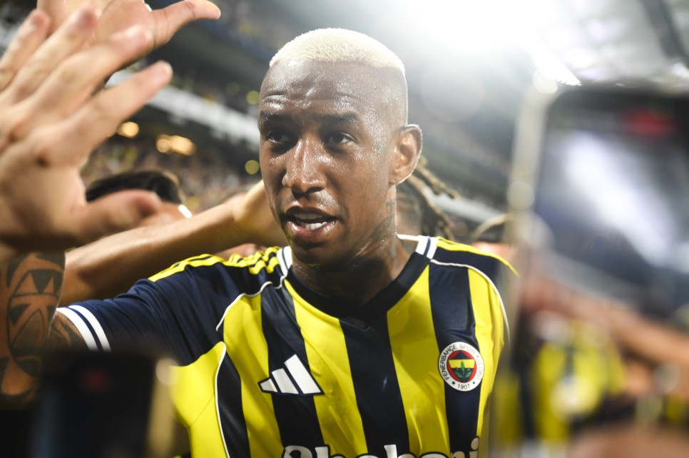 ANDERSON TALISCA'NIN SZLER