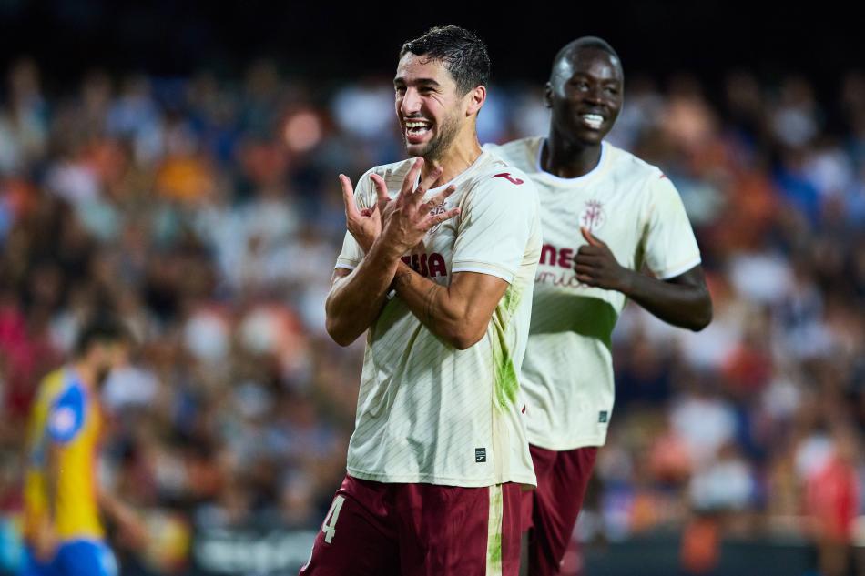 GİRİŞİMLERDE BULUNULACAK
Siyah-beyazlılar, 29 yaşındaki futbolcu için ara transfer döneminde girişimlerde bulunmaya hazırlanırken farklı isimler için de raporlamalar sürüyor.