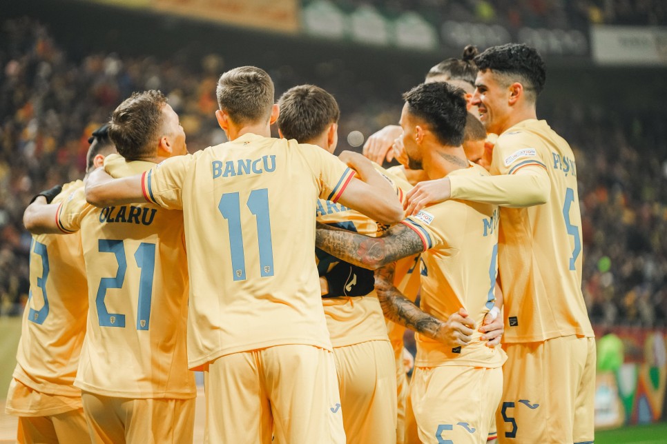 S�PER L�G'DE OYNAYAN RUMEN FUTBOLCULAR