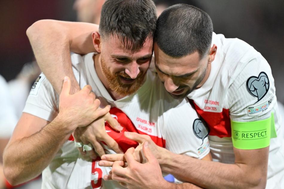 SADECE 4 MATA OYNADI