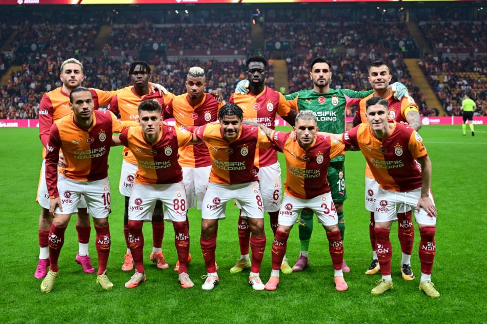 GALATASARAY'DA 10 EKSK