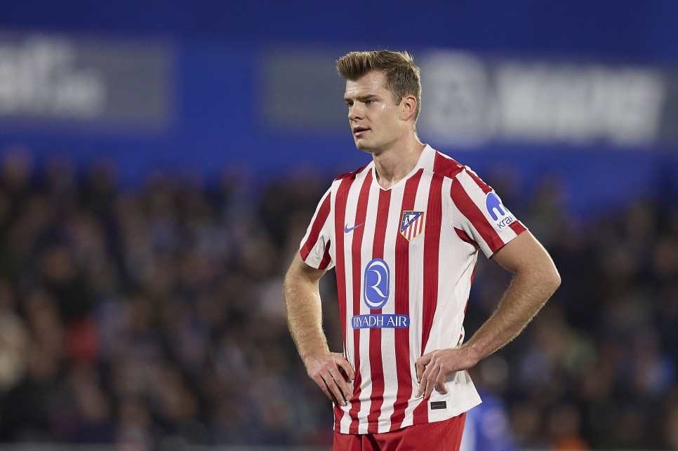 F.BAHE KESENN AZINI AACAK