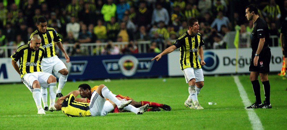 KEITA'NIN CARLOS'A D�RSE��