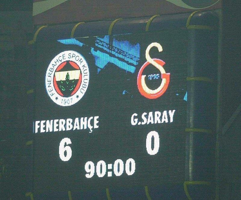 KADIK�Y'DE 6-0'LIK TAR�H� DERB�