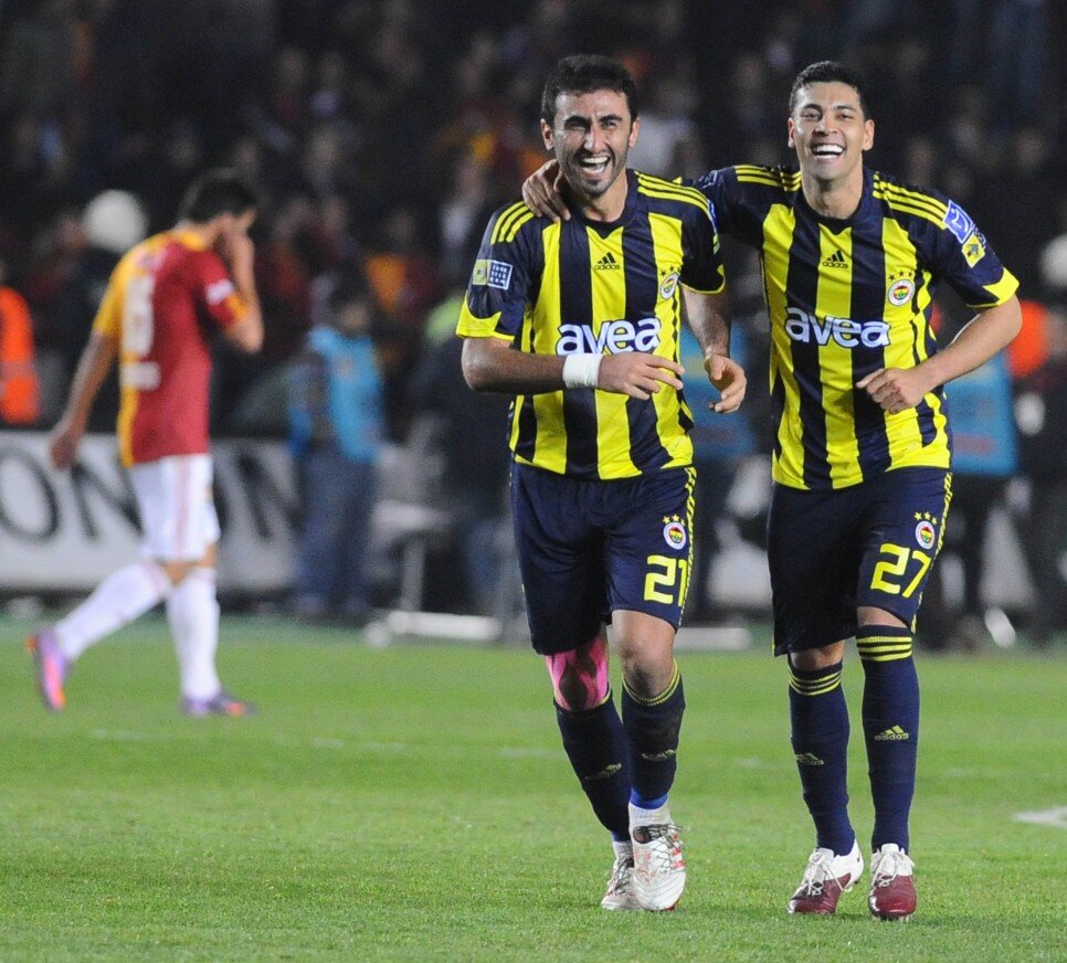 �LK KEZ ALMANYA'DA DERB�!