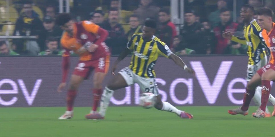 DK 36: SEMEDO'NUN G�RD��� SARI KART