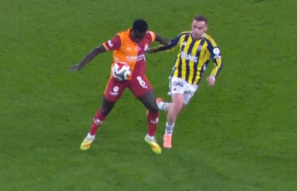 DK 12: DAVINSON ELLE OYNADI MI?