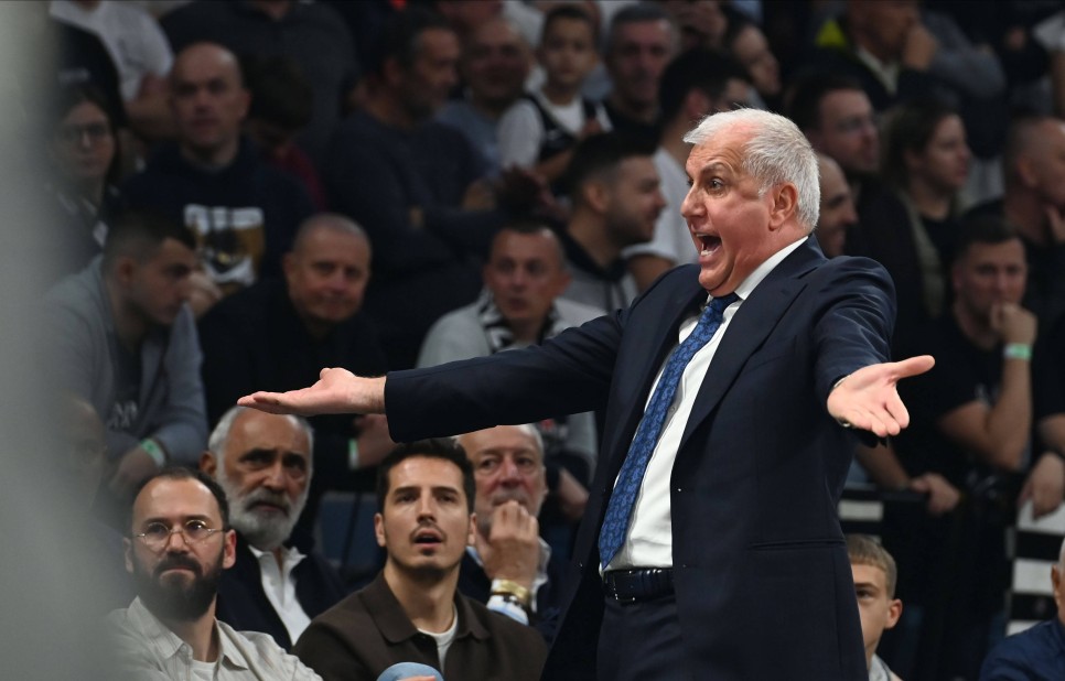OBRADOVIC, AYRILIK GEREK�ELER�N� A�IKLADI