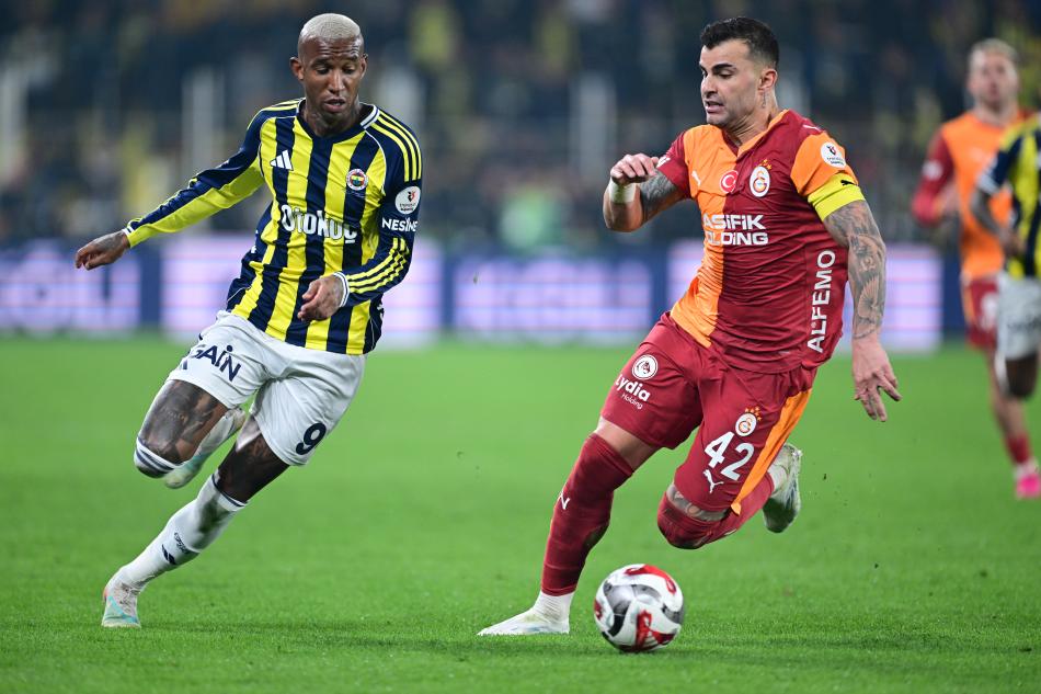 ABDÜLKERİM YERİNE TRANSFER
Yoğun maç trafiği içerisinde Abdülkerim Bardakcı'yı dinlendirme fırsatı bulamayan Galatasaray, özellikle sol stopere takviye yapmak istiyor.