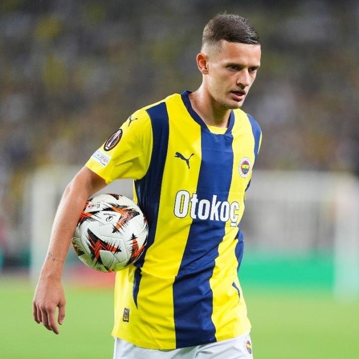 KARYERNE AVRUPA'DA DEVAM ETMEK STYOR