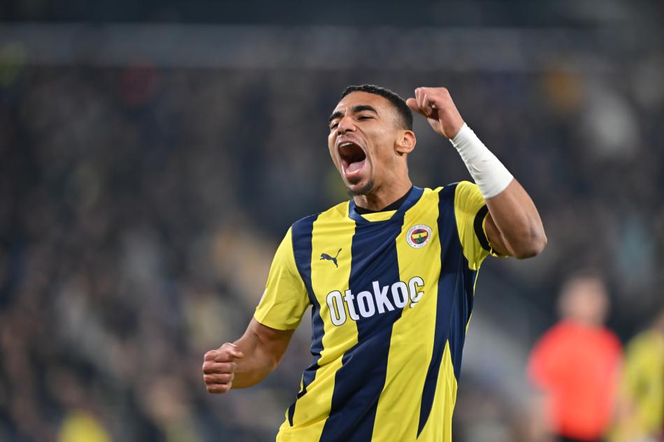 BEKTA'A SICAK BAKIYOR