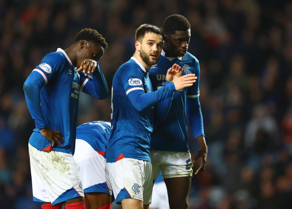 OYUNCU VE KULB KNA EDLMEYE ALIILIYOR