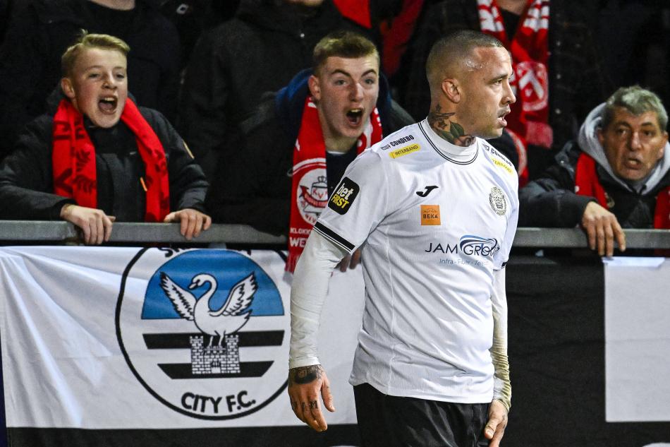 G.SARAY, F.BAHE, BEKTA