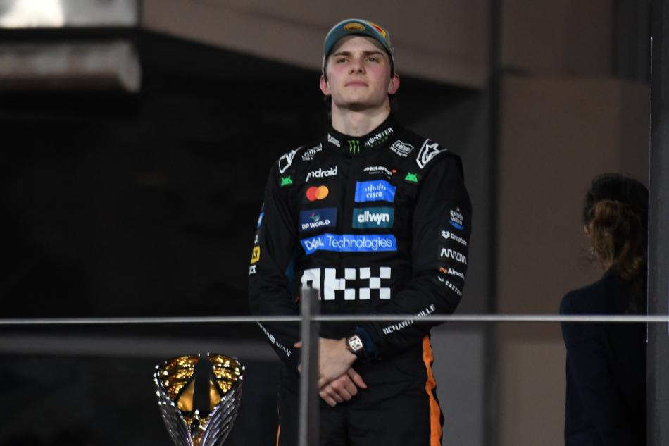 OSCAR PIASTRI: 32 MLYON DOLAR