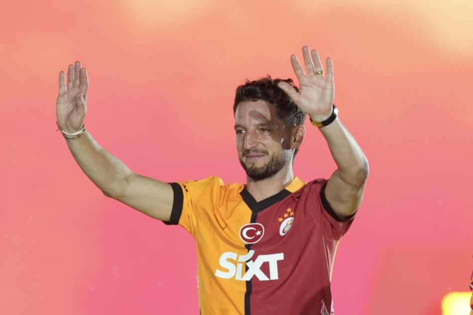 YANINA YAKLAAMADILAR