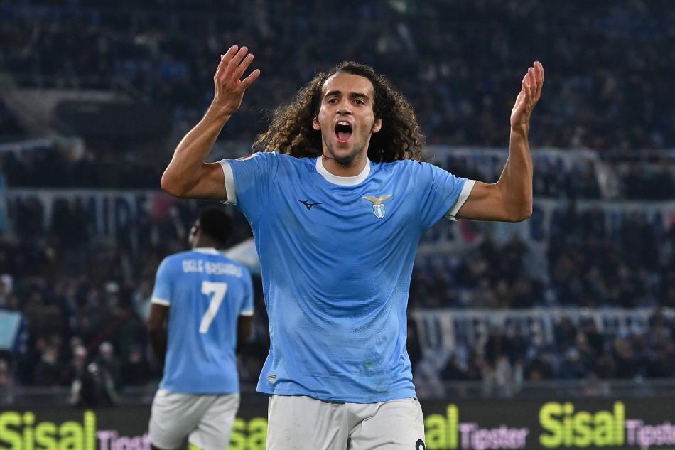 TARAFTARIN TEPKSN EKMT