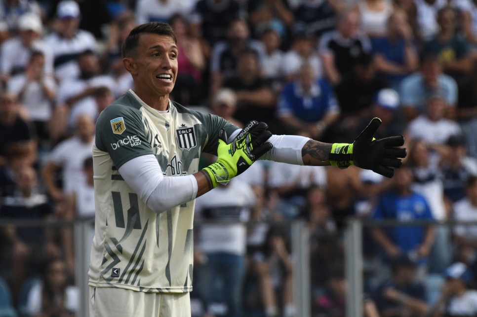 ARJANT�N'DE �AMP�YON OLDU