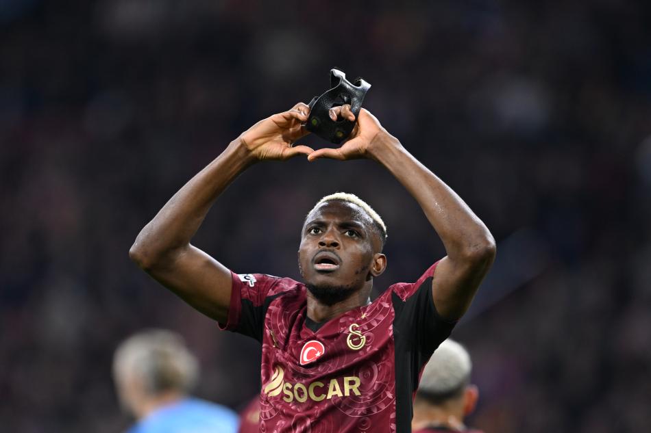 VICTOR OSIMHEN N ARI!