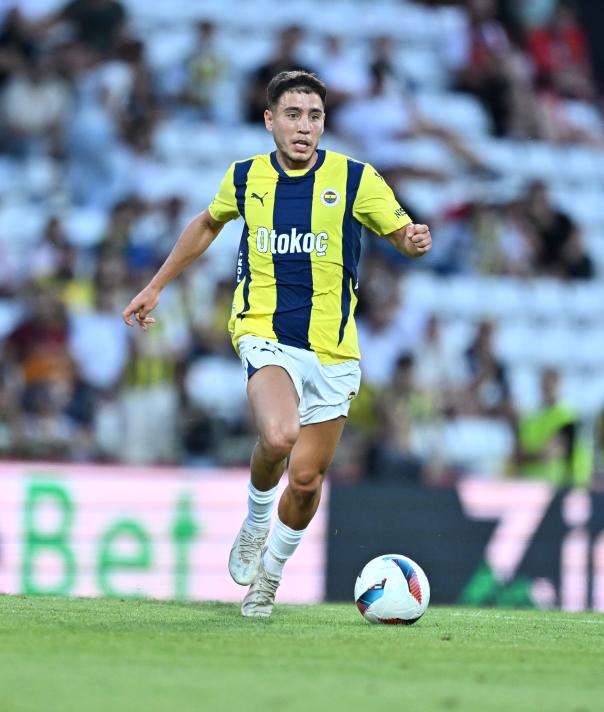 EMRE VE BARTU� DA YOLCU